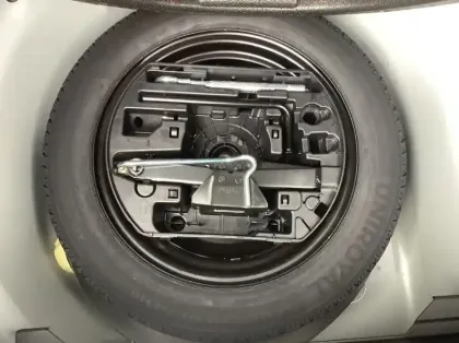 Photo 23 Peugeot 208 Nouvelle Hybrid 100 e-DCS6 GT