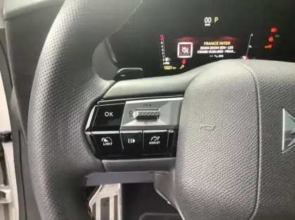 Photo 22 DS DS 4 Nouvelle PureTech 130 EAT8 Performance Line