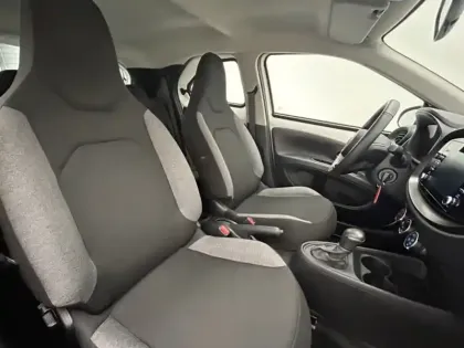 Photo 19 Toyota Aygo 1.0 S-CVT 72 Dynamic