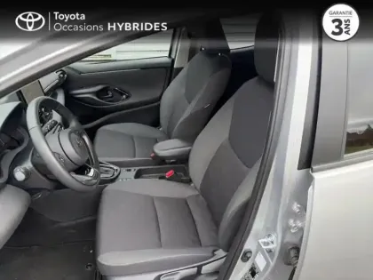 Photo 10 Toyota Yaris  116h Design 5p MY25