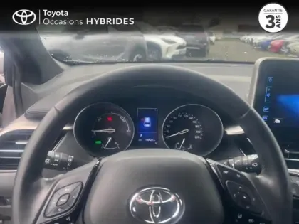 Photo 12 Toyota C-HR  122h Design 2WD E-CVT RC18