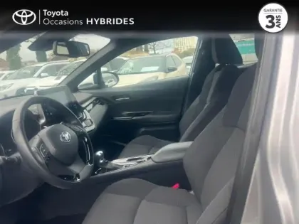 Photo 10 Toyota C-HR  122h Design 2WD E-CVT RC18