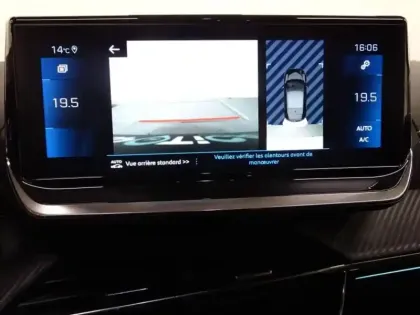 Photo 10 Peugeot 208 Gén. II Ph1 NG GT 5