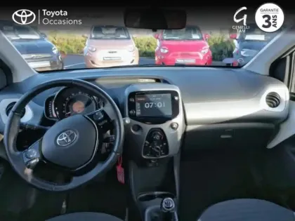 Photo 7 Toyota Aygo  1.0 VVT-i 72ch x-play 5P MY19