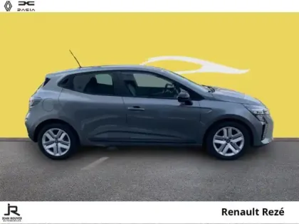 Photo 12 Renault Clio  1.5 Blue dCi 100ch Evolution - 24