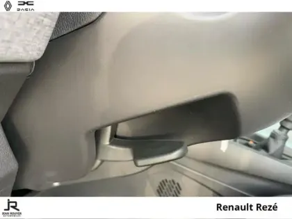 Photo 15 Renault Clio  1.5 Blue dCi 100ch Evolution - 24