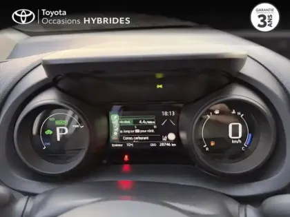 Photo 13 Toyota Yaris  Cross 116h Dynamic MY22