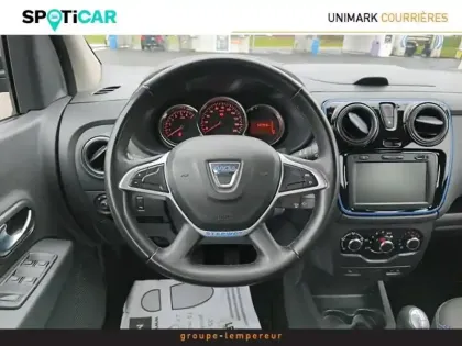 Photo 9 Dacia Lodgy  1.5 Blue dCi 115ch 15 ans 7 places E6D-Full