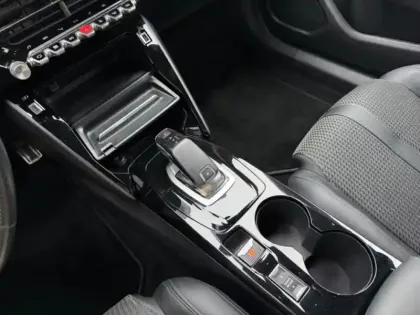 Photo 5 Peugeot 2008  1.5 BlueHDi 130ch S&S GT EAT8 125g