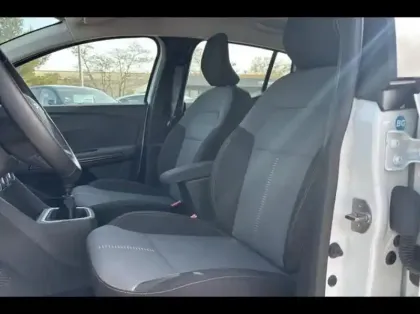 Photo 8 Dacia Sandero  1.0 TCe 110ch Stepway Extreme +