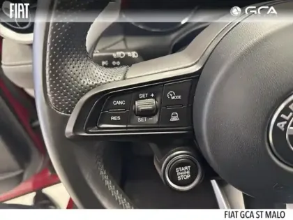 Photo 9 Alfa Romeo Tonale  1.5 Hybrid 130ch Edizione Speciale TCT