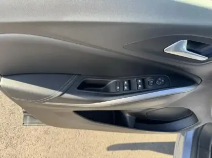 Photo 11 Opel Grandland  1.2 Turbo 130ch GS Light