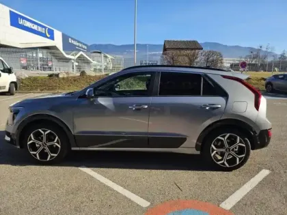 Photo 5 Kia Niro  1.6 GDi 138ch HEV Premium DCT6