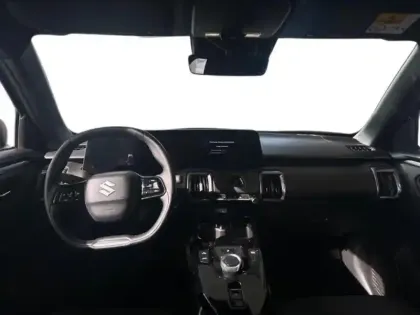 Photo 15 Suzuki Vitara e  174ch 61kWh Style