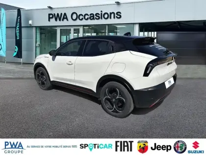 Photo 6 Alfa Romeo Junior  1.2 Ibrida 145ch Speciale e-DCT6