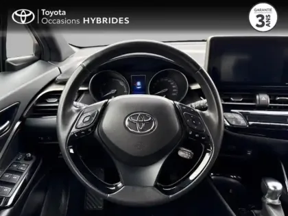 Photo 12 Toyota C-HR  122h Design 2WD E-CVT RC18