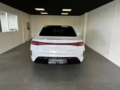Photo 11 BYD Seal  530ch - 82,5 kWh Excellence AWD