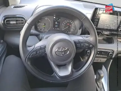 Photo 11 Toyota Yaris  116h Dynamic 5p MY22