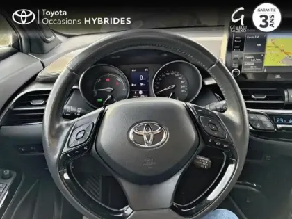 Photo 8 Toyota C-HR  122h Distinctive 2WD E-CVT MY22