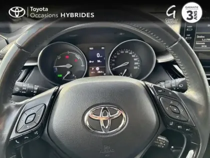Photo 12 Toyota C-HR  122h Distinctive 2WD E-CVT MY22