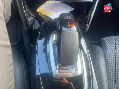 Photo 6 Peugeot 208  e- 136ch GT