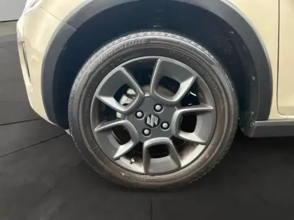 Photo 13 Suzuki Ignis  1.2 Dualjet Hybrid 83ch Privilège