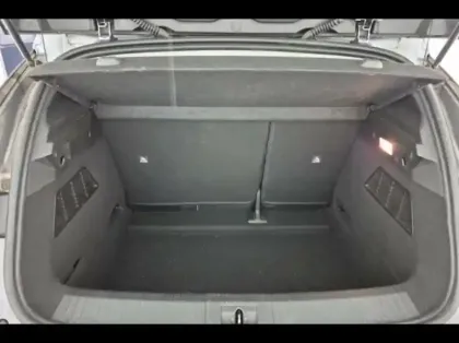 Photo 10 Renault Megane  E-Tech Electric EV60 220ch Equilibre super charge