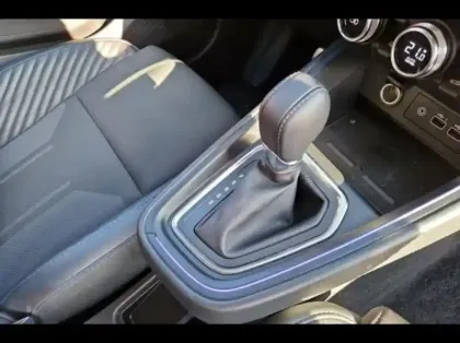 Photo 12 Renault Clio  1.6 E-Tech 145ch full hybrid esprit Alpine - 24