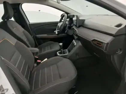 Photo 13 Dacia Sandero  1.0 ECO-G 100ch Stepway Confort -22