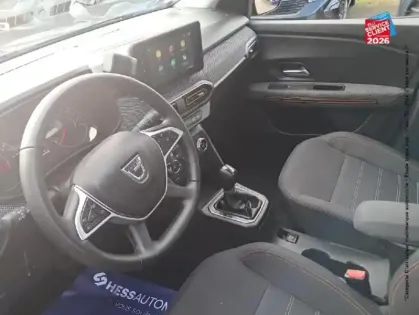Photo 14 Dacia Sandero  1.0 TCe 90ch Stepway Confort CVT -22 Camera