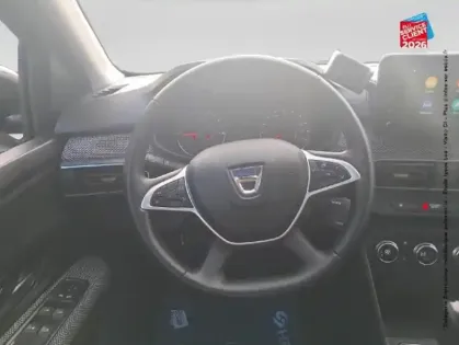 Photo 11 Dacia Sandero  1.0 TCe 90ch Stepway Confort CVT -22 Camera