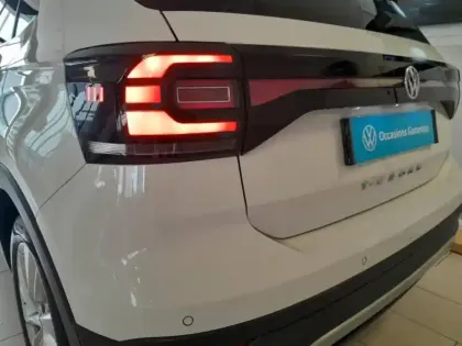 Photo 9 Volkswagen T-cross  1.0 TSI 115ch Carat