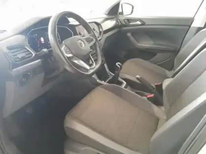 Photo 10 Volkswagen T-cross  1.0 TSI 115ch Carat