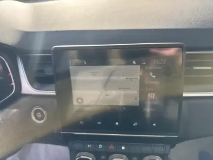 Photo 6 Renault Captur  1.6 E-Tech hybride 145ch Intens -21