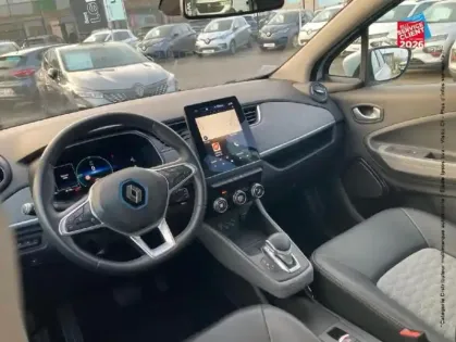 Photo 14 Renault Zoé Zoe Intens charge normale R110 4cv