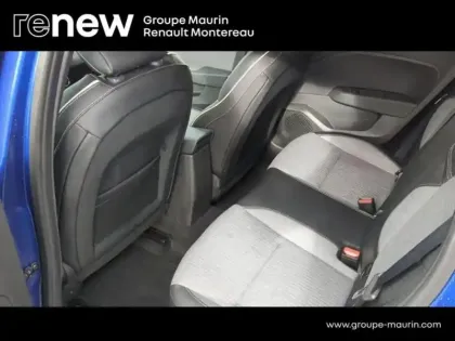 Photo 10 Renault Clio  1.6 E-Tech 145ch full hybrid Techno - 24