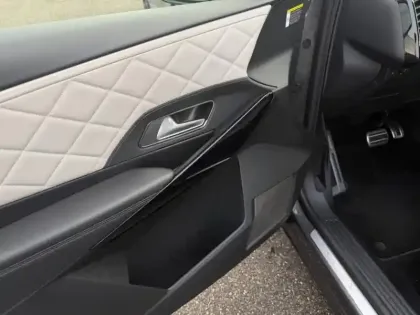 Photo 8 DS Ds 7  Crossback PureTech 225ch Grand Chic Automatique 12cv 125g