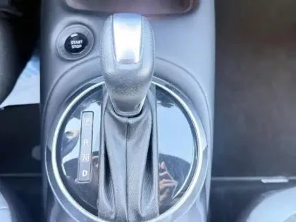 Photo 14 Nissan Juke  1.6 Hybrid 143ch N-Connecta 2022.5