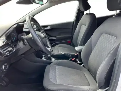 Photo 7 Ford Fiesta Gén. V Ph1 Pack 5