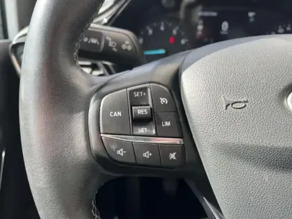 Photo 15 Ford Fiesta Gén. V Ph1 Pack 5