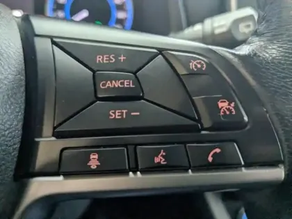 Photo 11 Nissan Leaf  217ch e+ 62kWh N-Connecta 21