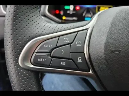 Photo 26 Renault Captur  1.6 E-Tech full hybrid 145ch esprit Alpine