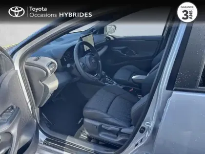 Photo 14 Toyota Yaris  116h Collection 5p MC24