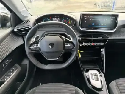 Photo 9 Peugeot 208  1.2 Hybrid 100ch Active e-DCS6