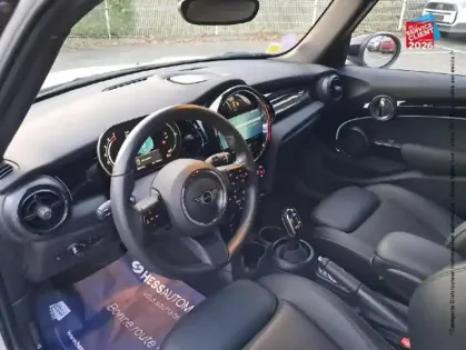 Photo 14 Mini Mini  5 Portes Cooper 136ch Edition Premium Plus BVA7 Sieges chauf/cuir GPS Camera Carplay