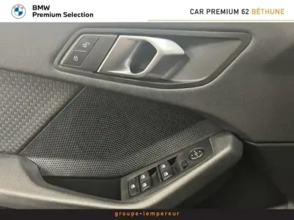 Photo 12 BMW Serie 1 Gén. III (F40) Ph2 Business Design 5