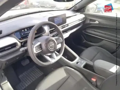 Photo 14 Jeep Avenger  1.2 Turbo T3 110ch MHEV Altitude BVR6 eHybrid