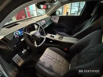 Photo 11 DS DS 8 N°8 Electrique 230ch Etoile