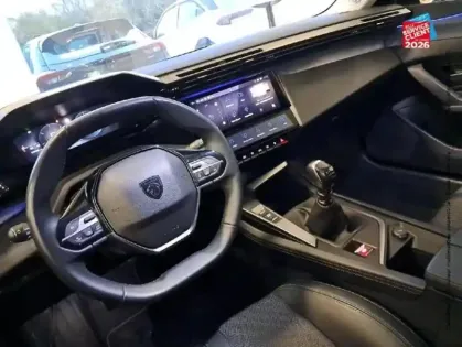 Photo 14 Peugeot 308  1.5 BlueHDi 130ch S&S Allure Pack