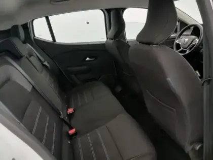 Photo 6 Dacia Sandero  1.0 TCe 110ch Stepway Expression